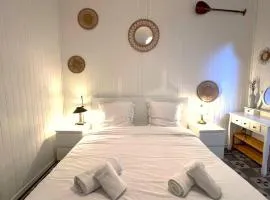 Villa paisible avec wifi, piscine et jardin