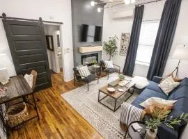Lafayette Getaway-Downtown House with Free Parking