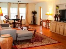 Home Away From Home-4 BR Lafayette Stay in the Heart of Town