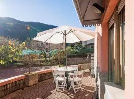 Mountain&Lake Terrace Retreat