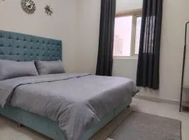 MANAZEL2 ladies and Family stay only corniche apartment