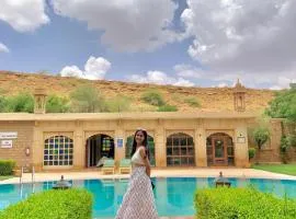 Hotel Heritage Inn A Luxury Retreat in City Center