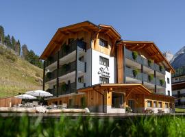 Spires Hotel, Wellnesshotel in Canazei