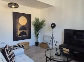 Flat 6, Cupar Apartments.