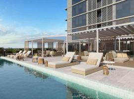 RentUp Suites Palmas Park Buenavista, Hotel in Victoria