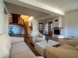 Julias's House, self-catering accommodation in &Scaron;iauliai