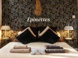 Les Epinettes chambres d'h&ocirc;tes, medenc&eacute;vel rendelkező hotel Cr&egrave;vecoeur-le-Grand v&aacute;ros&aacute;ban