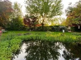 Großzügiges Studio In Einem Kleinen Fachwerkhaus