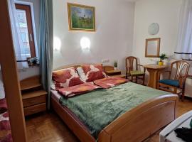 Mia, ξενοδοχείο διαμερισμάτων σε Zreče