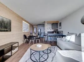 Appartement 8 pers, skis aux pieds, balcon, rénové, proche pistes et commerces, Tignes le Lac - FR-1-641-32