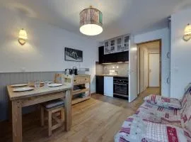 Appartement rénové skis aux pieds, Tignes Le Lac, 4 pers, parking - FR-1-641-16