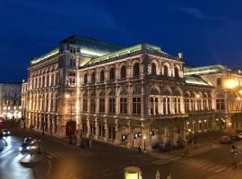 Operastreet Residences - Big Business Apartment