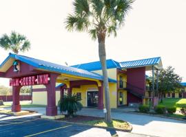 OYO Hotel Pensacola I-10 & Hwy 29、ペンサコーラのホテル