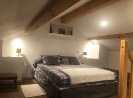 Chambre d'hôtes, hotel in Régades