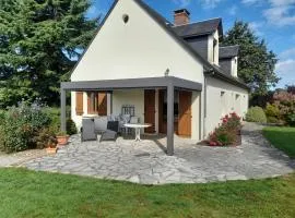 Grande Maison de Campagne avec Jardin Clôturé, Pétanque et Ping-Pong - Idéale Familles - FR-1-410-182