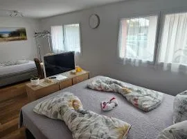 Private Etage 5 Min vom Bahnhof - Parken - Küche - Netflix