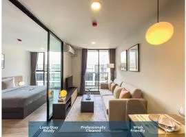 Near BTS - Near Iconsiam - Pool and Gym - Sontana