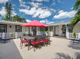 Park Shore Suites Unit 5