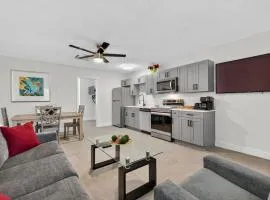 Park Shore Suites Unit 7