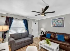 Sunset Beach Suites Unit 6
