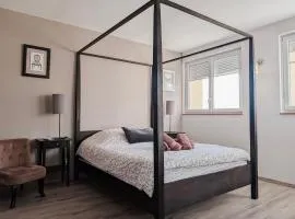 Chambres d'hôtes avec petit déjeuner inclus et parking - FR-1-591-700