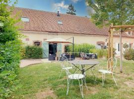 Gîte paisible à la campagne près de Chartres avec parking - FR-1-581-143, hotel a Umpeau