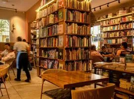 Hotel Libreria Cafe de Pombal
