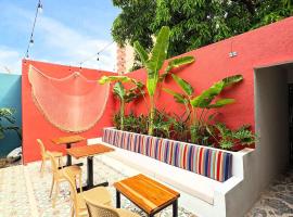 Hotel Libreria Cafe de Pombal, hotel i Santa Marta
