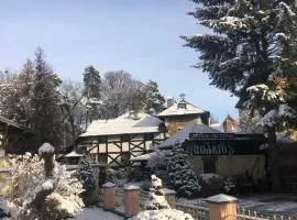 AQUARIUS Eco-Hotel-Grill-Restaurant