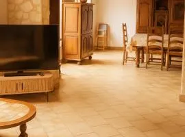 gîte 8 personnes Les Marqueries