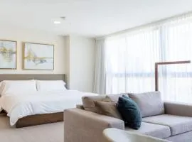 Furnished Oceanview Executive Studio in Panama