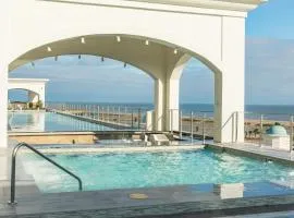 Emerald By The Sea #603