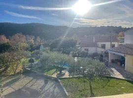 Maison avec piscine sécurisée au pied des Cévennes