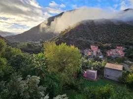 maison authentique Ourika avec vue sur l'Atlas