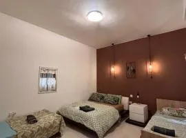 4 Person Sliema Spacious Room Airconditioned and Self Check