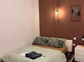 4 Person Sliema Spacious Room Airconditioned and Self Check