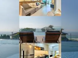 Apartamento em condomínio HOME CLUB, cozinha completa, PISCINA e JACUZZI aquecida, SAUNA, ACADEMIA, quadra de esportes playground infantil, salão de jogos a 40m da PRAIA e 15min do Beto Carreiro