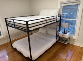 Catherine Oasis, Hotel in Lansing