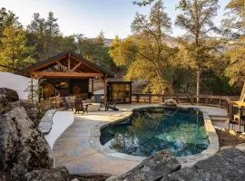 Prime Sequoia Stay Pool Hot Tub Sauna Views