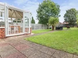 Beacon House - Private Parking - Fast Wifi