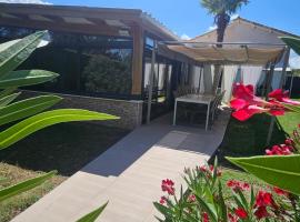 Le duo, Hotel in Sablons