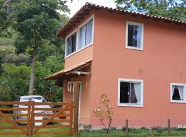 Casa em Condomínio Rio da Montanha - Biriricas, hotell sihtkohas Domingos Martins