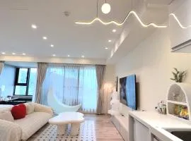 拾月頭城無邊際泳池溫泉房