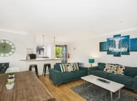 Somerset Sunrise Townhouse in Byron Centre