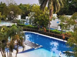 Casa Mediterránea en Carmen de Apicalá - Jacuzzi, hotel in Carmen de Apicalá