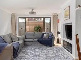 Tide and Tennis Retreat Nelson Bay