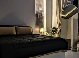 Midcity 1 BR, Condo, Gulberg Lahore Self Check IN, condo in Lahore