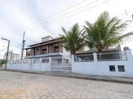 Achei Itapema • Casa, 4 suítes + Área Gourmet