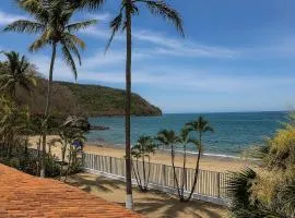 Oceanfront - 3BR Entire Beachfront Home-Los Ayala Beach!