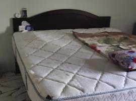 Villa Room 1, δωμάτιο σε οικογενειακή κατοικία σε Φουτζέιρα